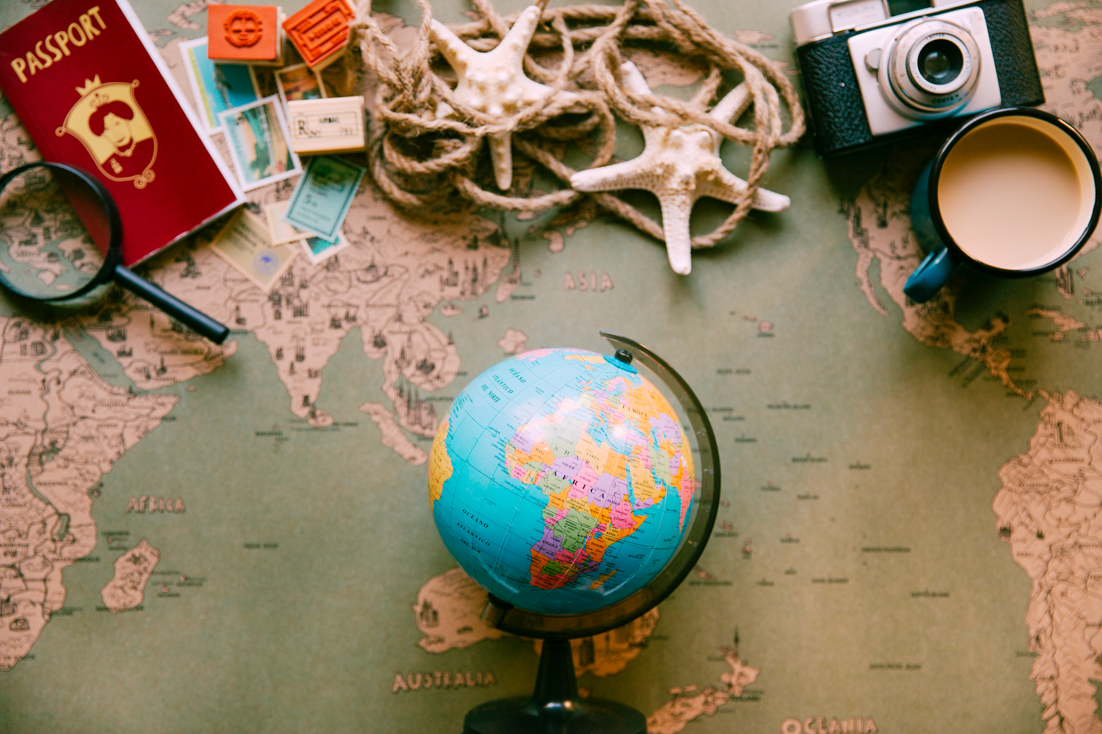 Travel Smart: The Benefits of Portable Chargers for International Trips